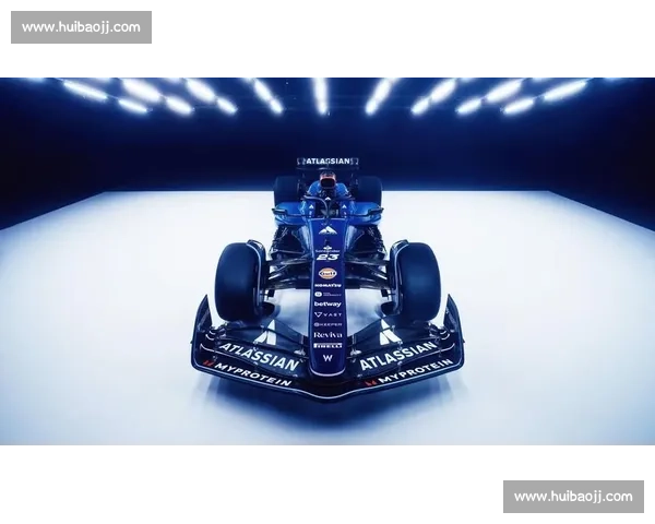 阿尔本旧款 FW46 赛道逆袭一穿二,新款 FW47 首航惊艳点燃复兴希望 阿尔本旧款 FW46 赛道逆袭一穿二,新款 FW47 首航惊艳点燃复兴希望